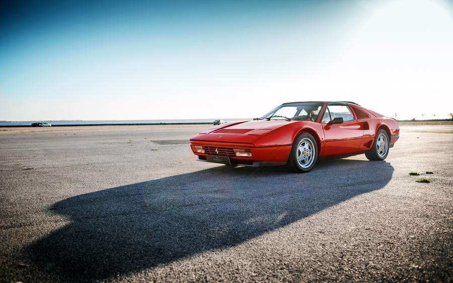  Ferrari GTS Turbo 1986 года  (фото 14 из 27)